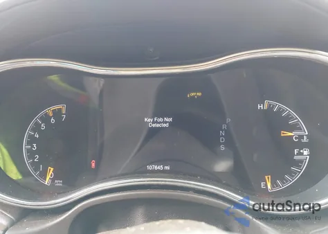 2014 Jeep Grand Cherokee Overland z USA, uszkodzony, nr VIN 1C4RJFCT7EC378738